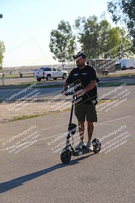 media/Aug-19-2022-TrackDaz (Fri) [[a0110a8595]]/Around the Pits/